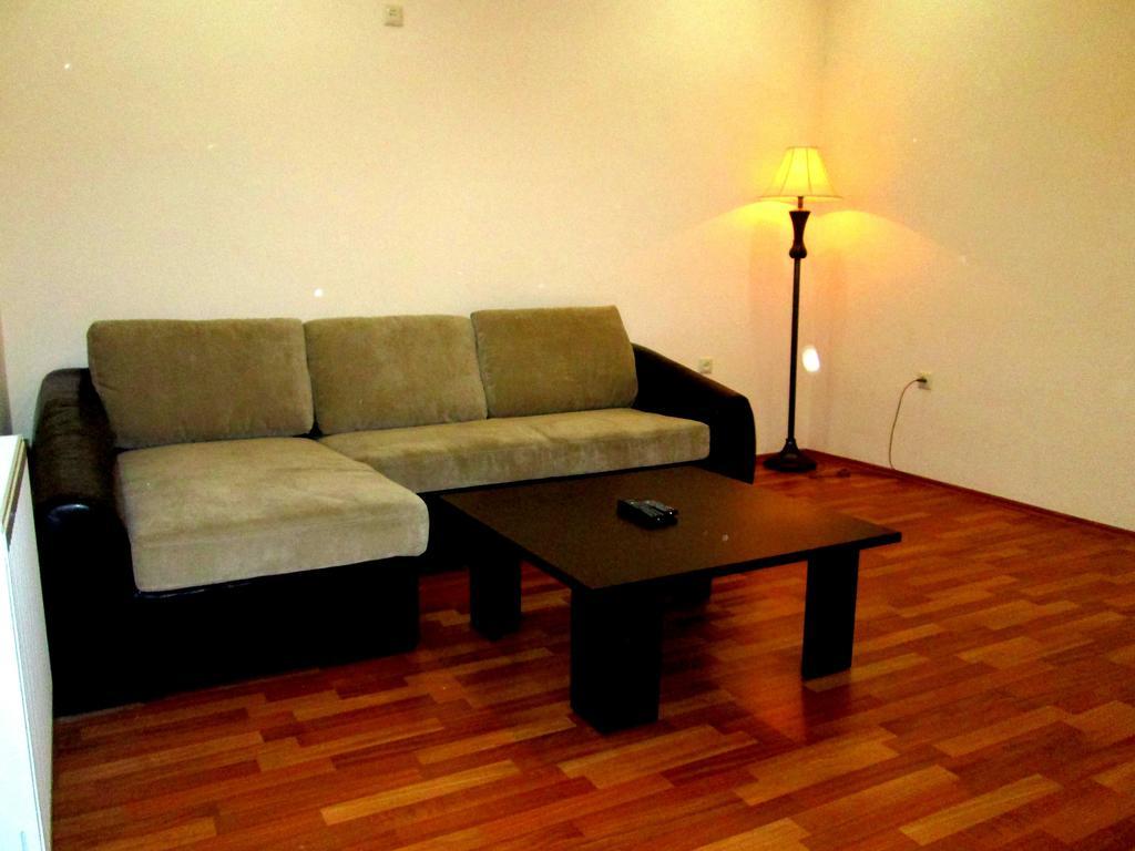 Max Comfort Hotel クタイシ エクステリア 写真