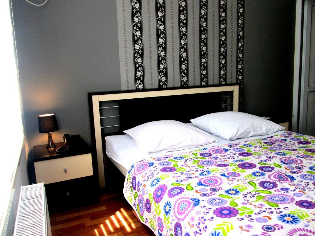 Max Comfort Hotel クタイシ 部屋 写真
