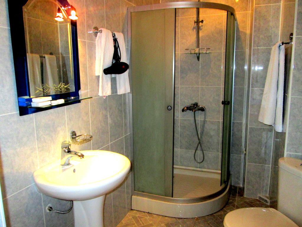 Max Comfort Hotel クタイシ 部屋 写真
